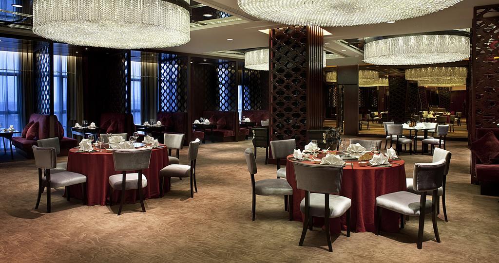 Ramada Plaza Lianyungang Hotel Bagian luar foto