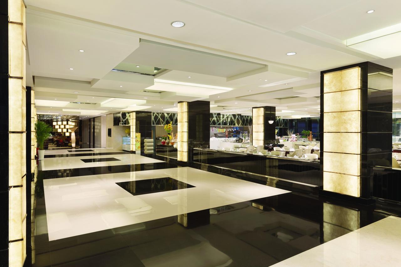 Ramada Plaza Lianyungang Hotel Bagian luar foto